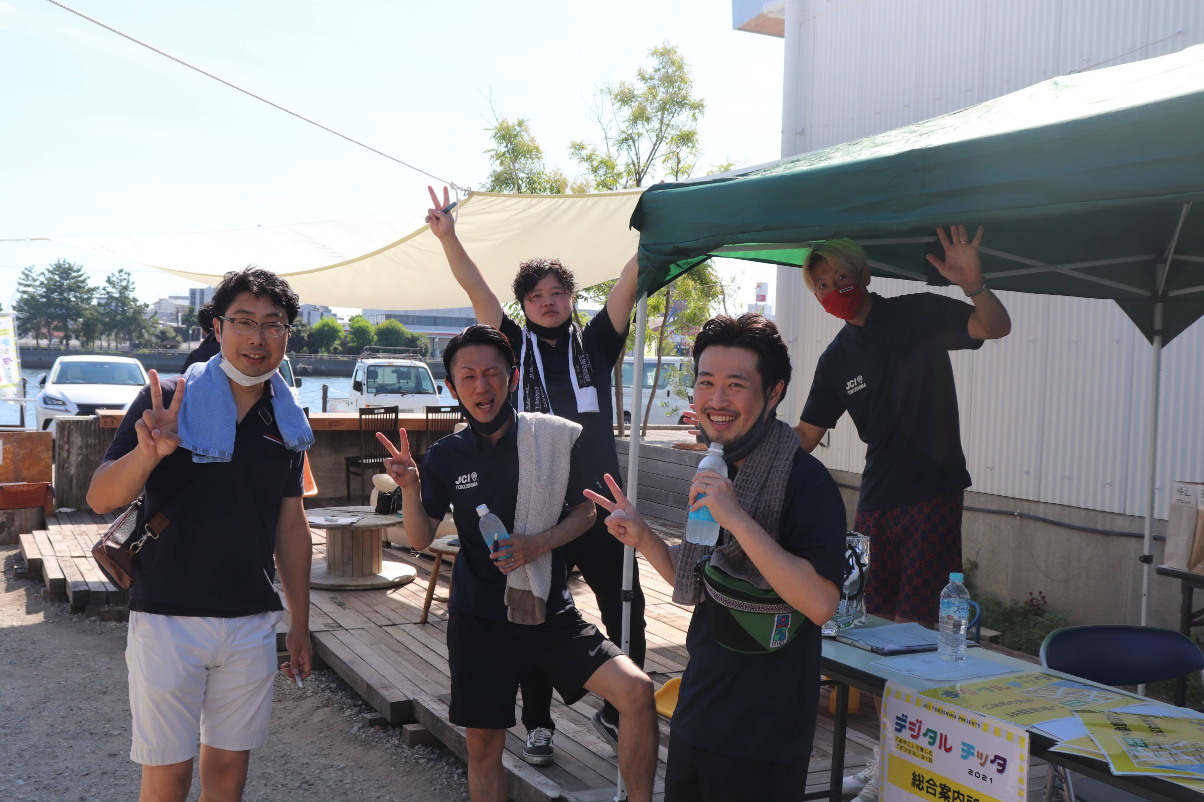 仕事について、人生について本気で<br />
語り合える仲間と出会える